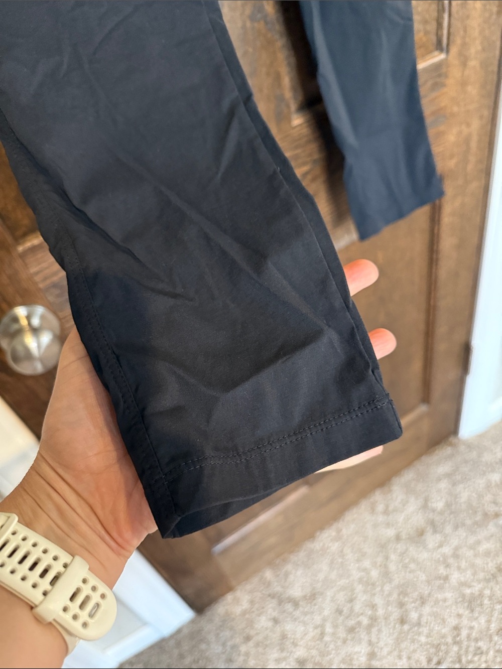 Mountain Hardware Black Athletic Zip Pocket Leggings Small - Picture 6 of 10